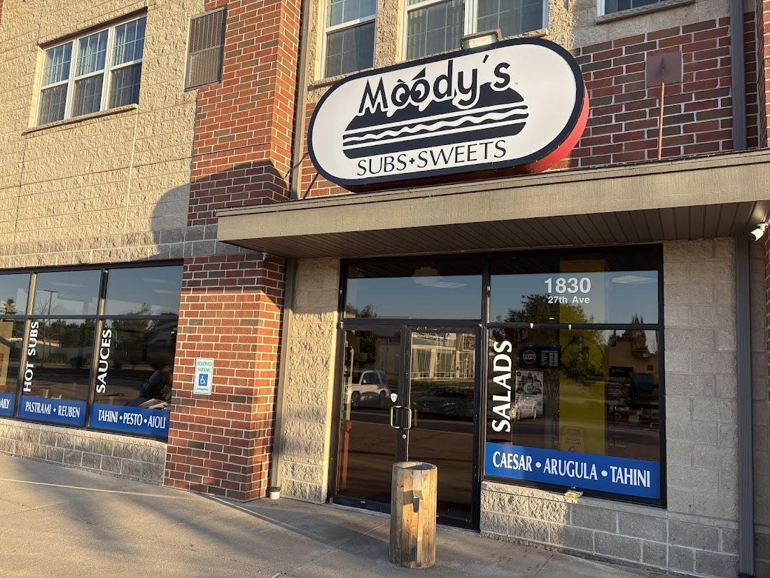 Moodys Subs and Sweets